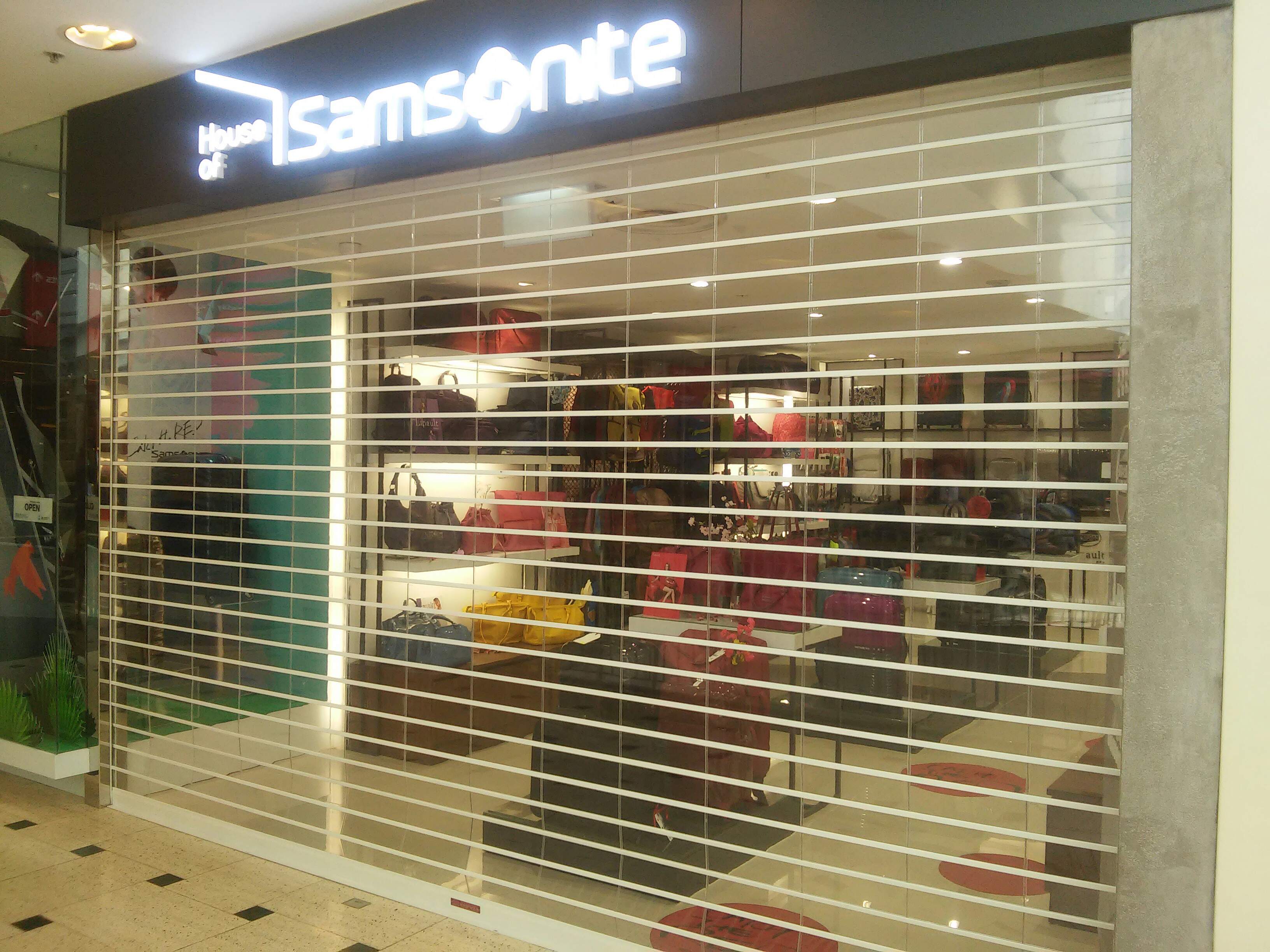 samsonite jurong point