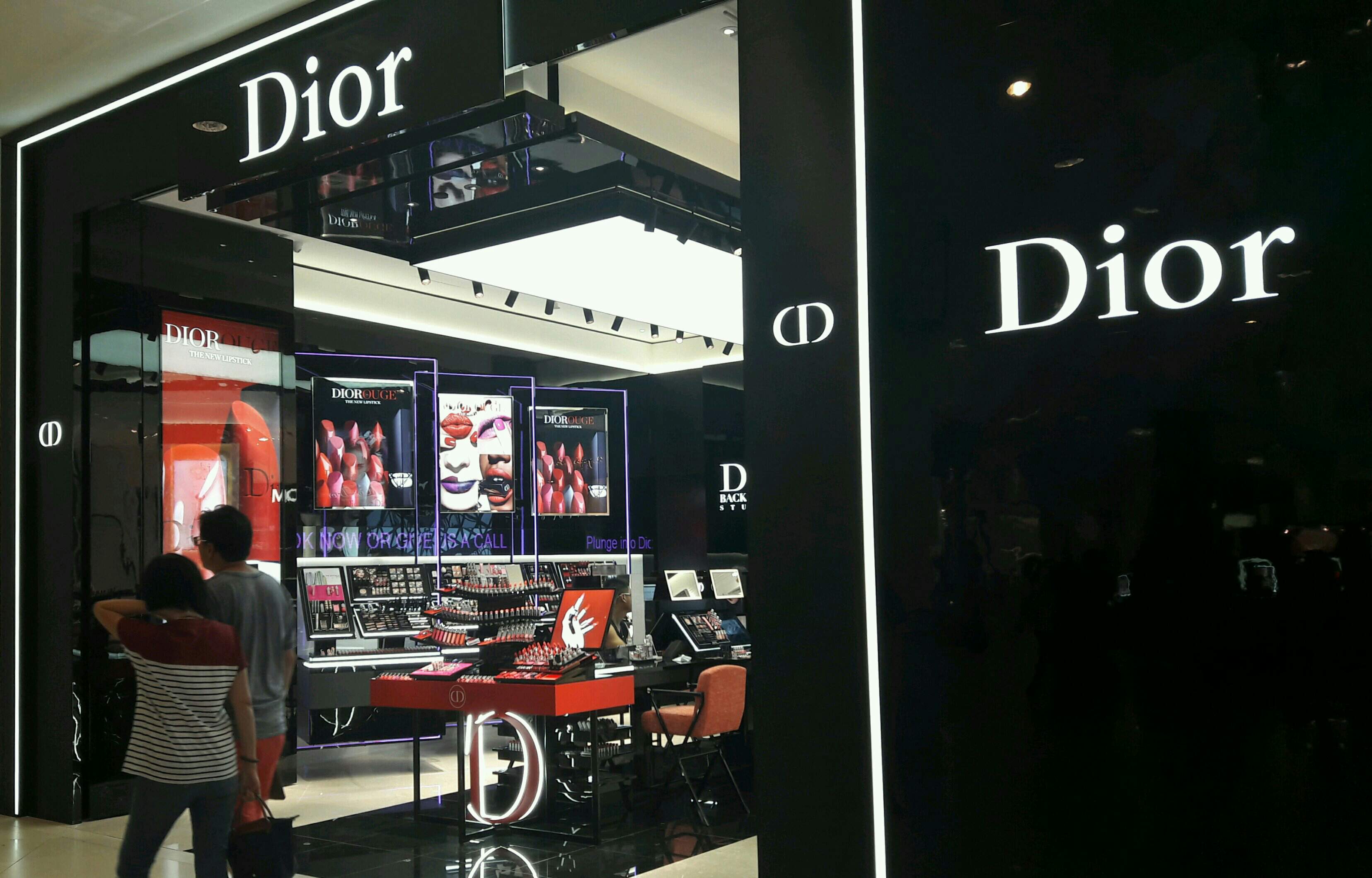 dior raffles