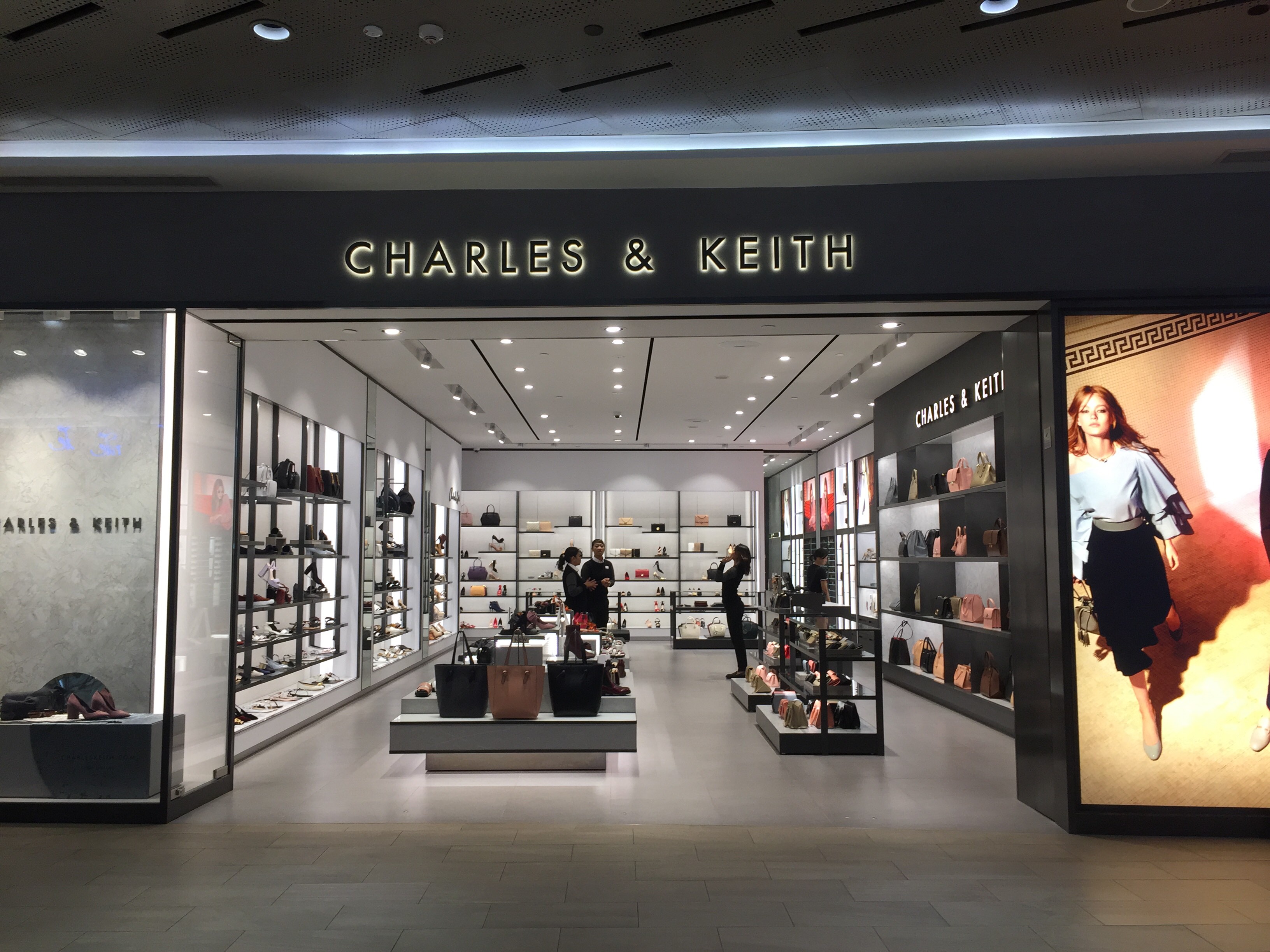 CHARLES & KEITH - CHARLES & KEITH is pleased to announce its new store  opening at Waterway Point, Singapore. Visit us at #01-51 to shop the latest  collection.