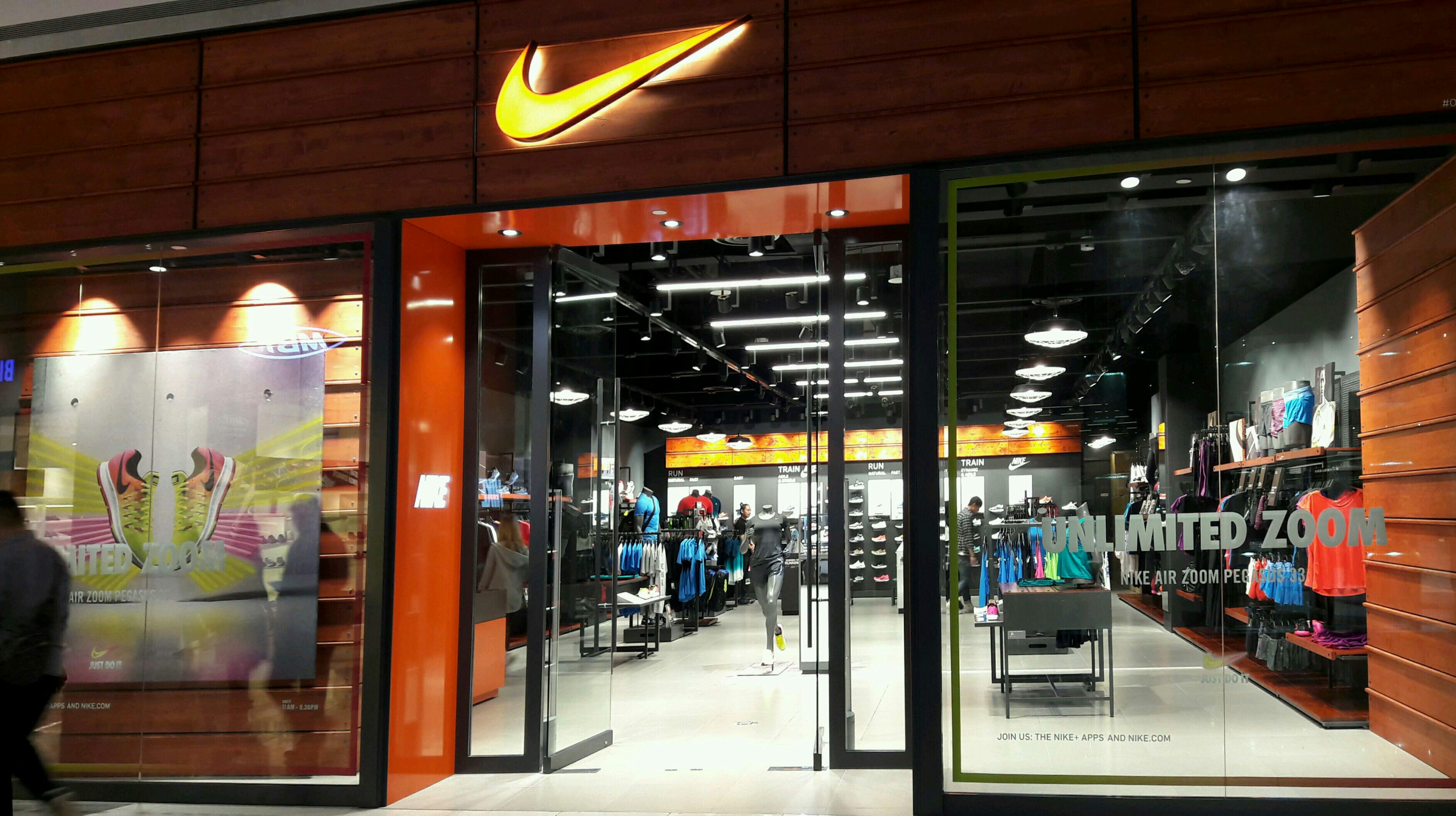 nike branches singapore