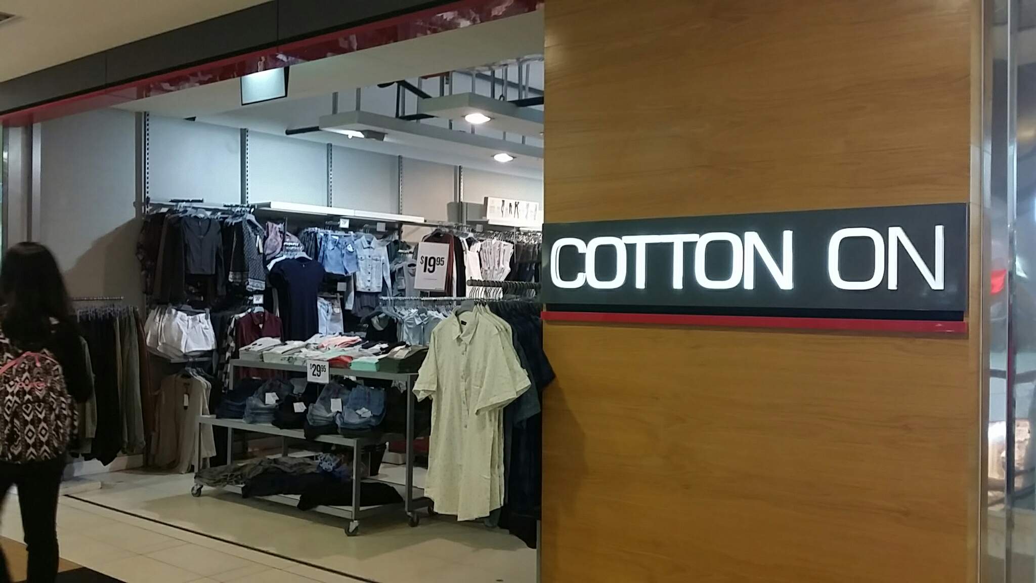 Singapore Service - Clothing - Cotton On(Northpoint)