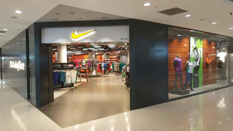 nike factory store west coast plaza