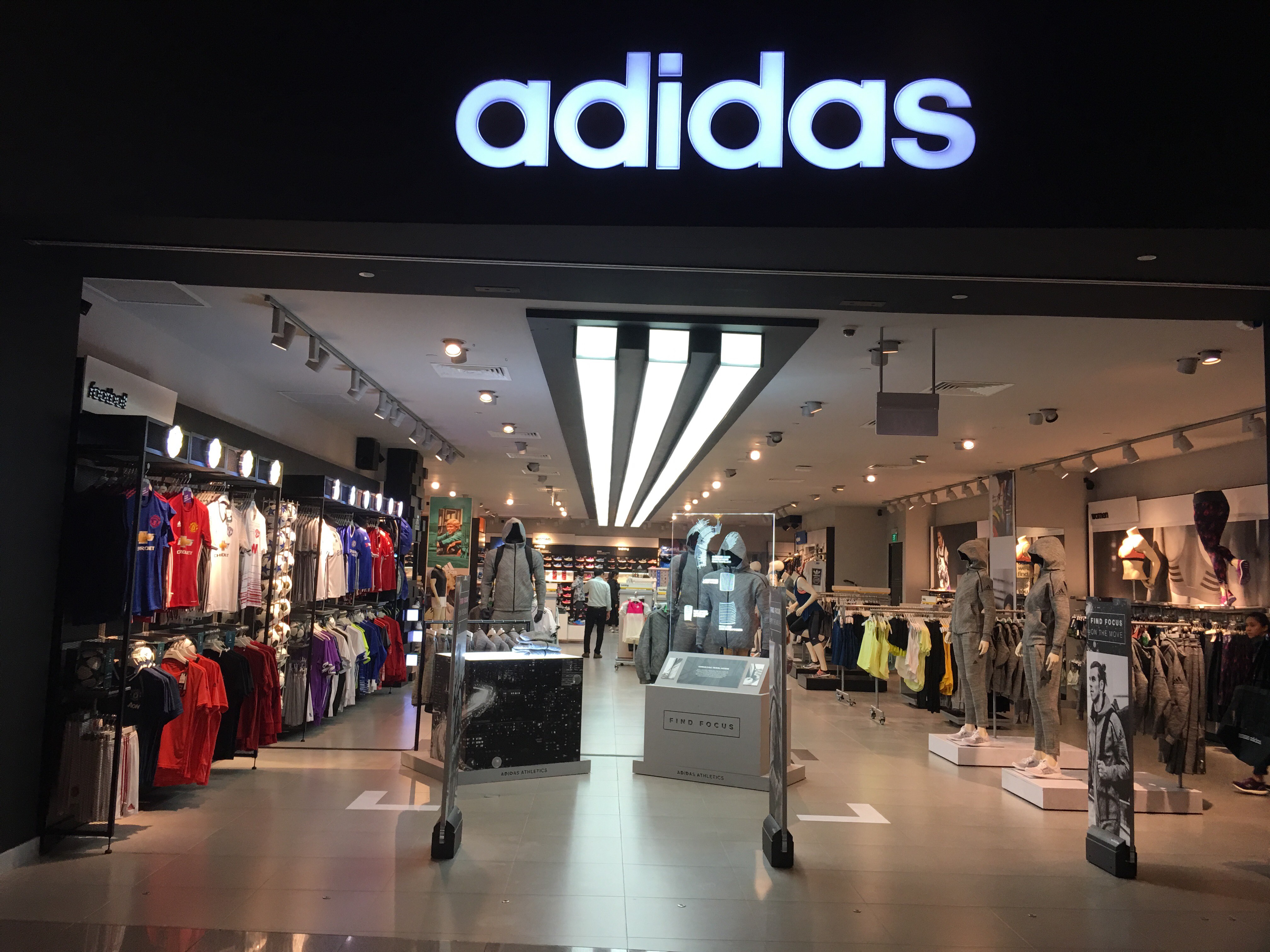 Adidas(Suntec City Mall 