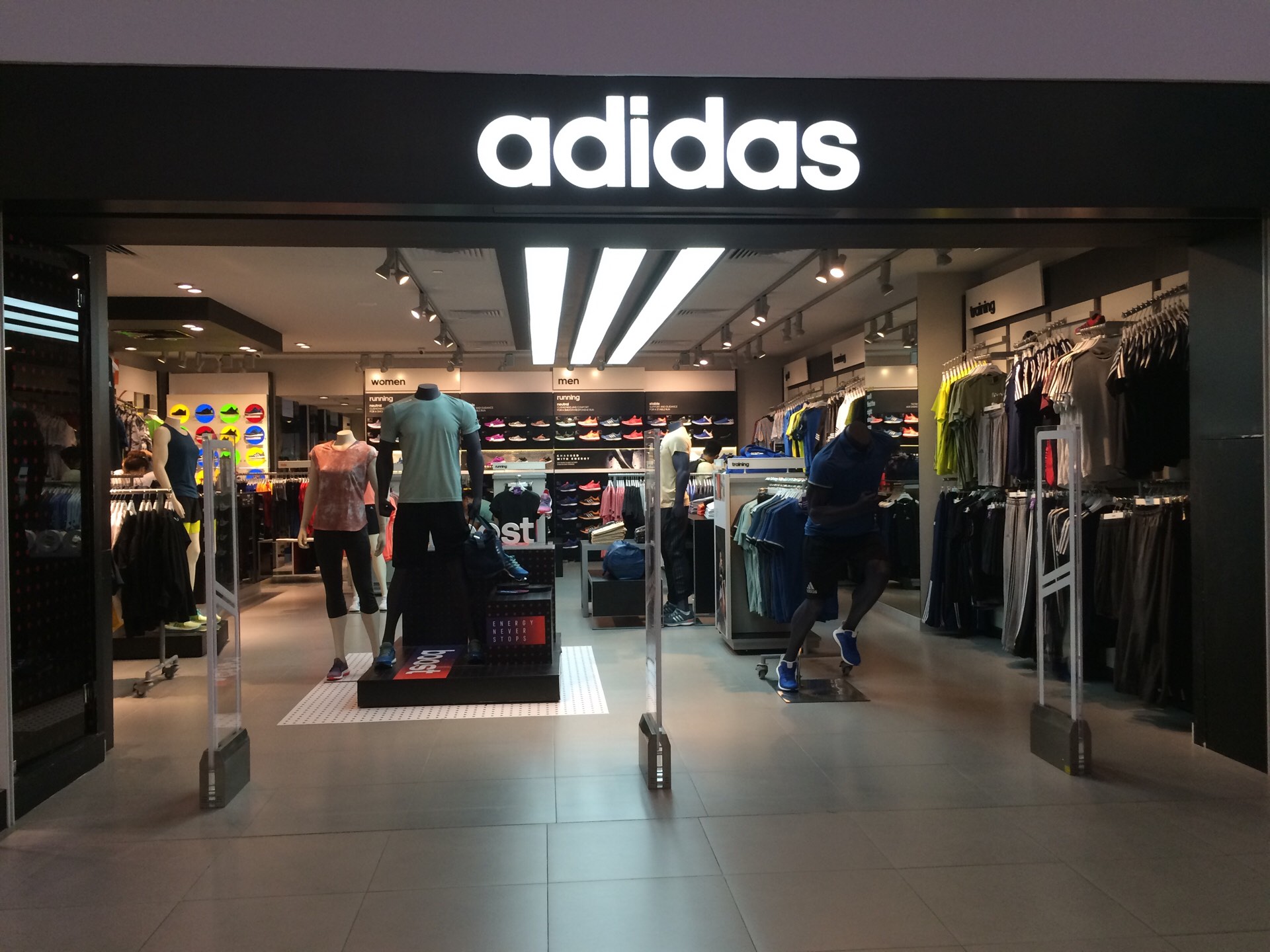 Adidas(Serangoon Central 