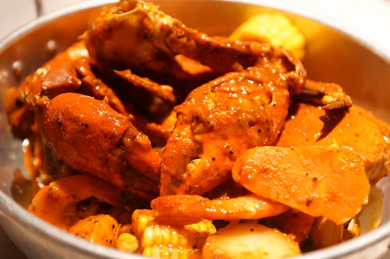 Dancing Crab at Bukit Timah Grandstand Singapore Dancing with the