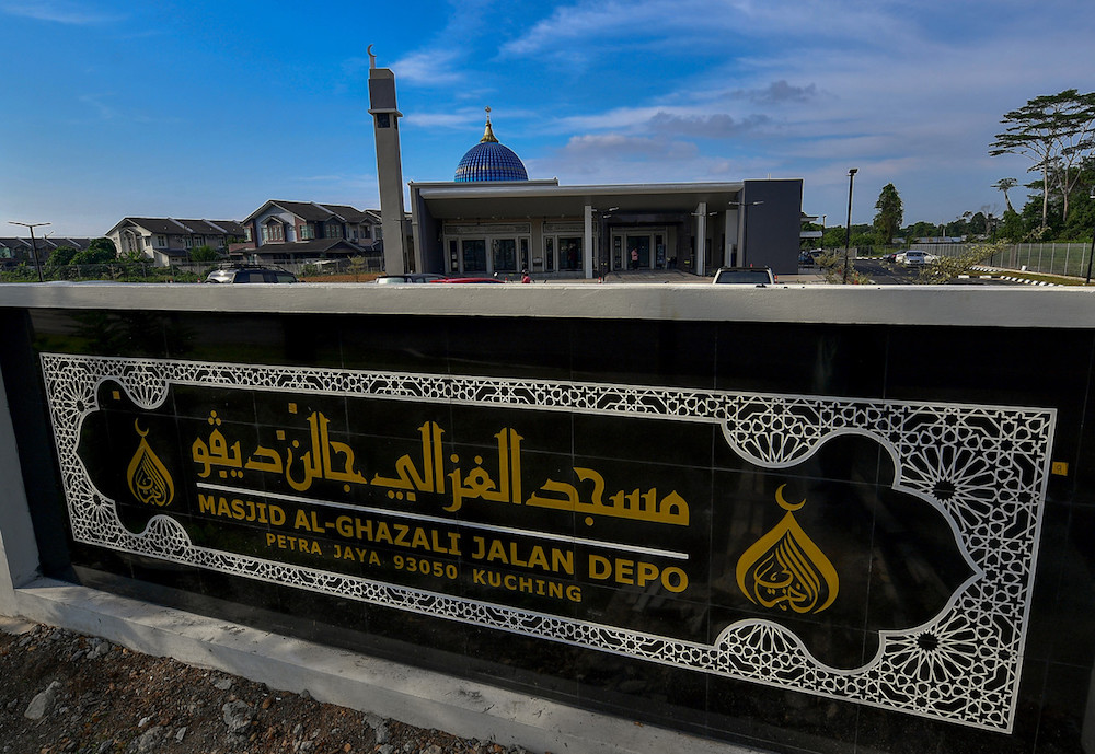 Masjid Al Ghazali In Memory Of The Tambi Jiee Family Killed In Mh17 Tragedy Nestia