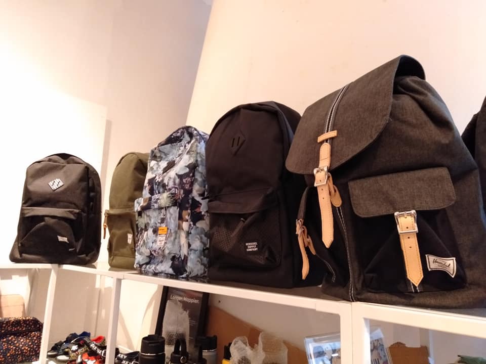 herschel singapore outlet