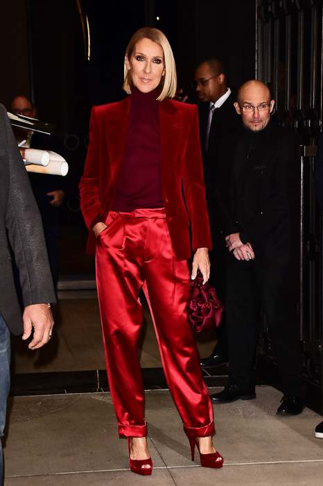 celebrity christmas outfits