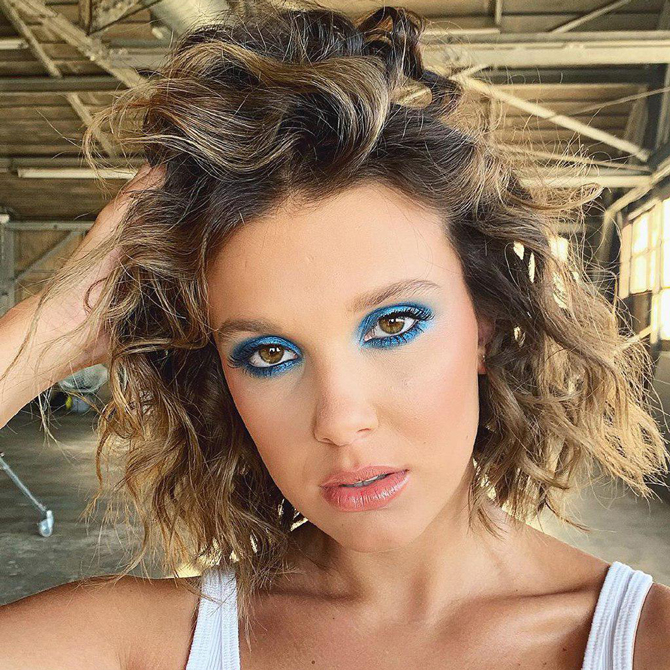 blue eyeshadow celebrity