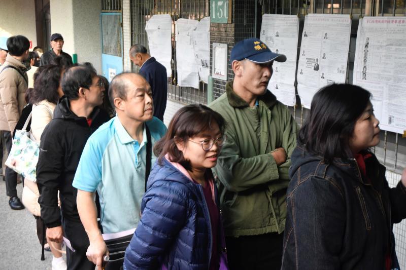 台湾大选2020即时报道 韩国瑜父女现身投票现场 Nestia