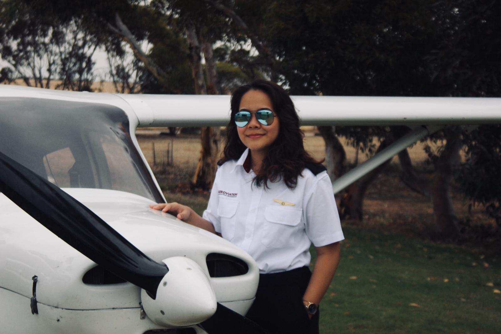 Ite Student Is S Pore S Youngest Female Pilot At Only 17 A True Inspiration For Women Nestia