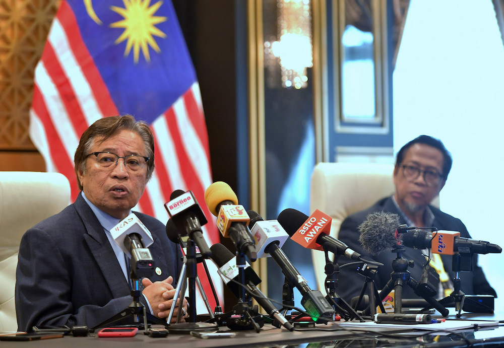 Cm Sarawak Govt To Review Its Special Aid Package Due To Mco Extension Nestia