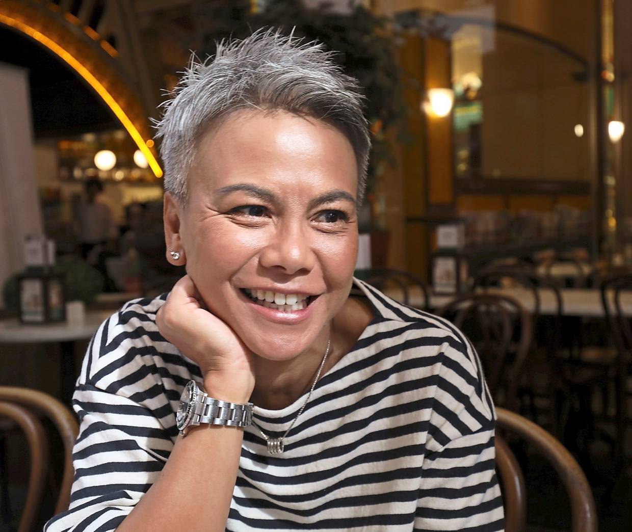 more-malaysians-are-embracing-the-grey-haired-look-nestia