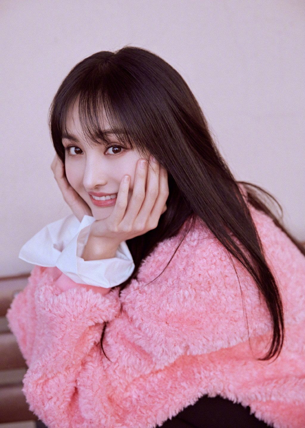 Zheng Shuang Shares Collection of 10 Years Worth of Fan ...