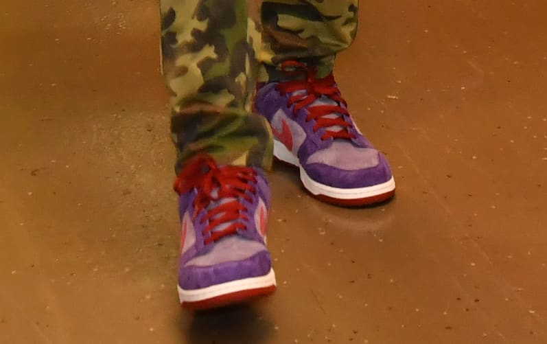 dunk low plum on feet
