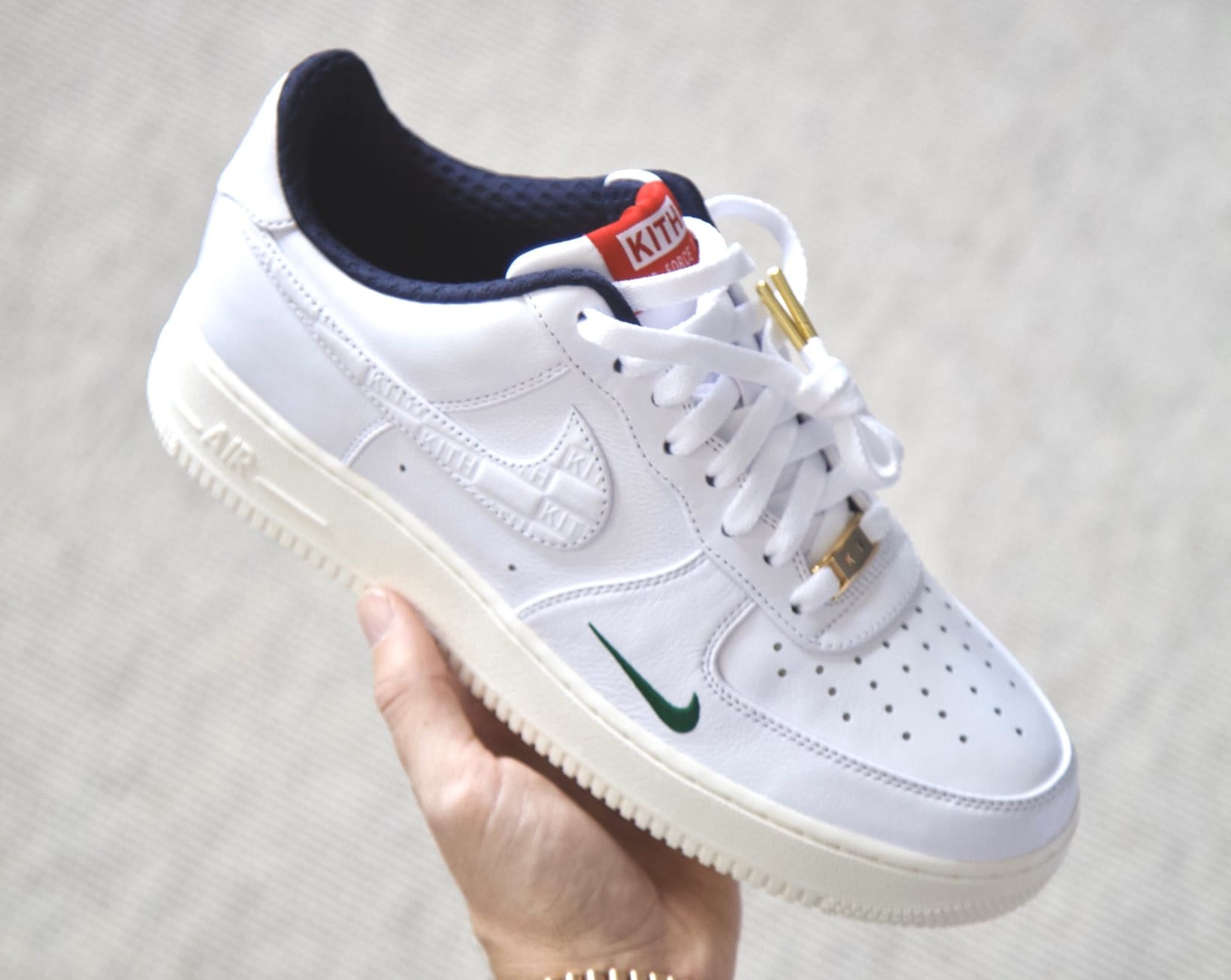 nike air force 1 dubrae gold