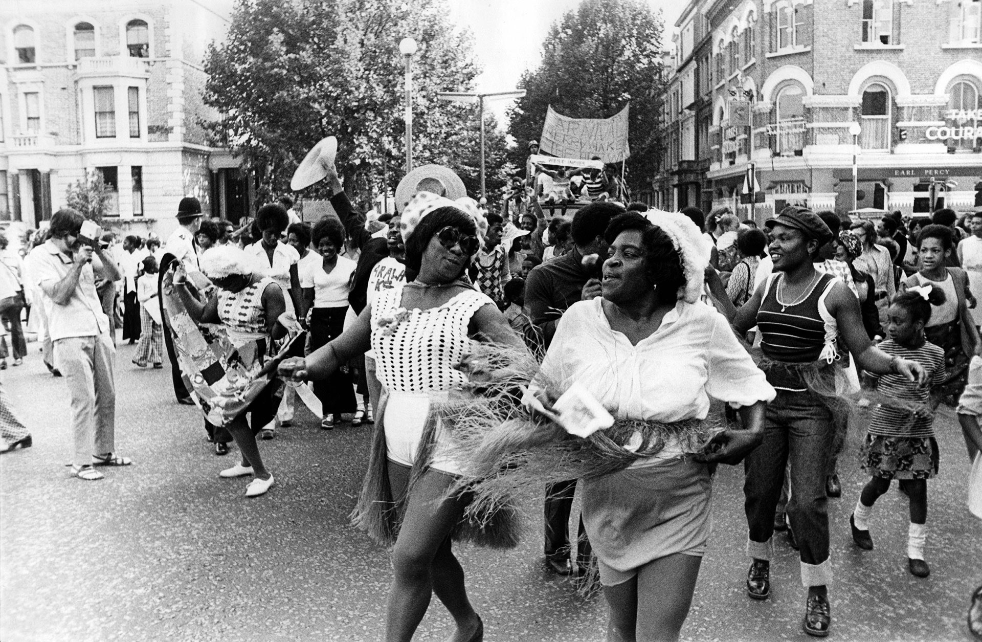 The Most Joyous Photographs Of Notting Hill Carnival Through The Years Nestia