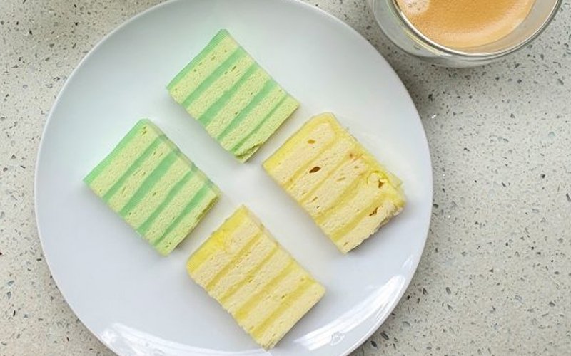 Regent S Pandan Layer Cake Is A Delicious Crowd Favourite Nestia