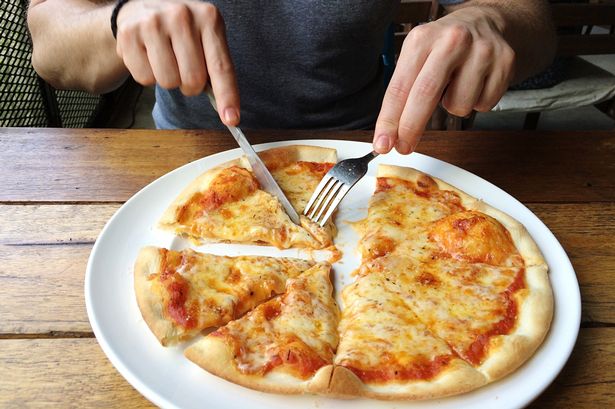 Customer Branded Monster After Restaurant Shares Unusual Way They Ate Their Pizza Nestia