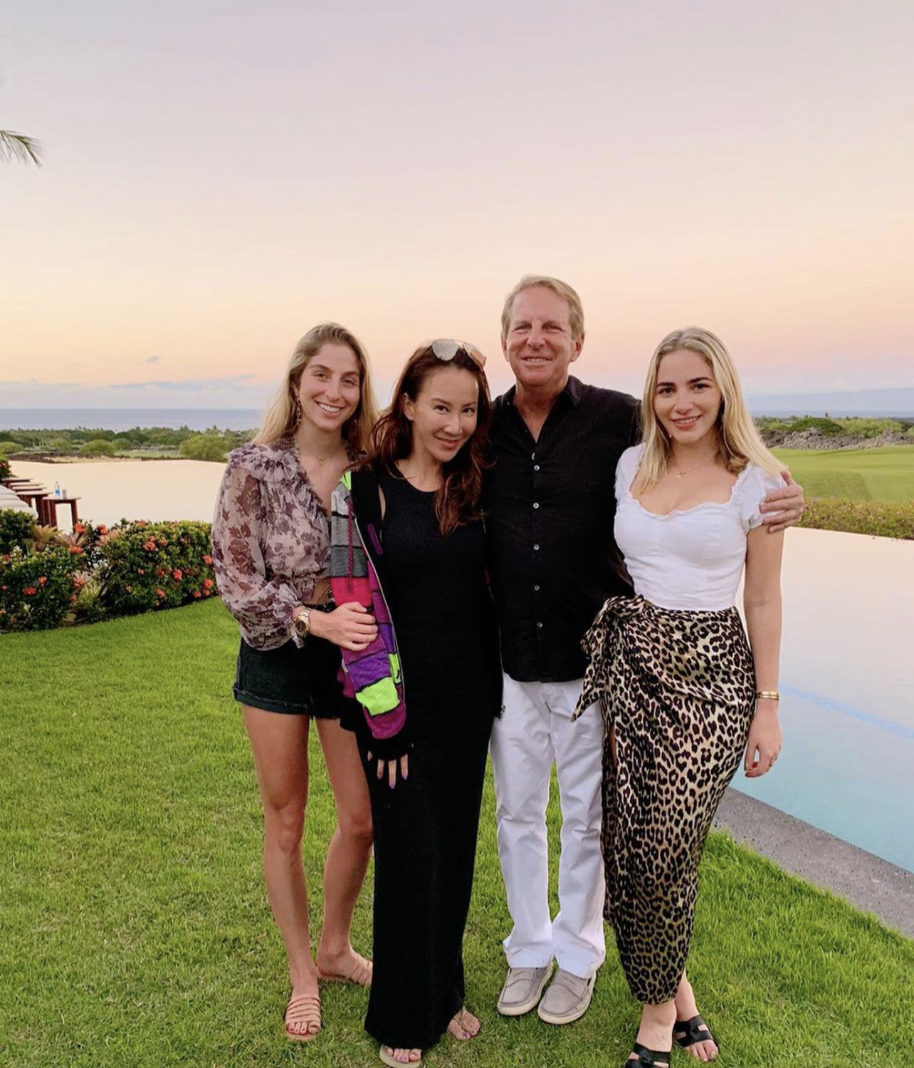 Coco Lee Posts Pic With Billionaire Husband & Stepdaughters, 7 Months After  Her Emo Post Sparked Divorce Rumours | Nestia