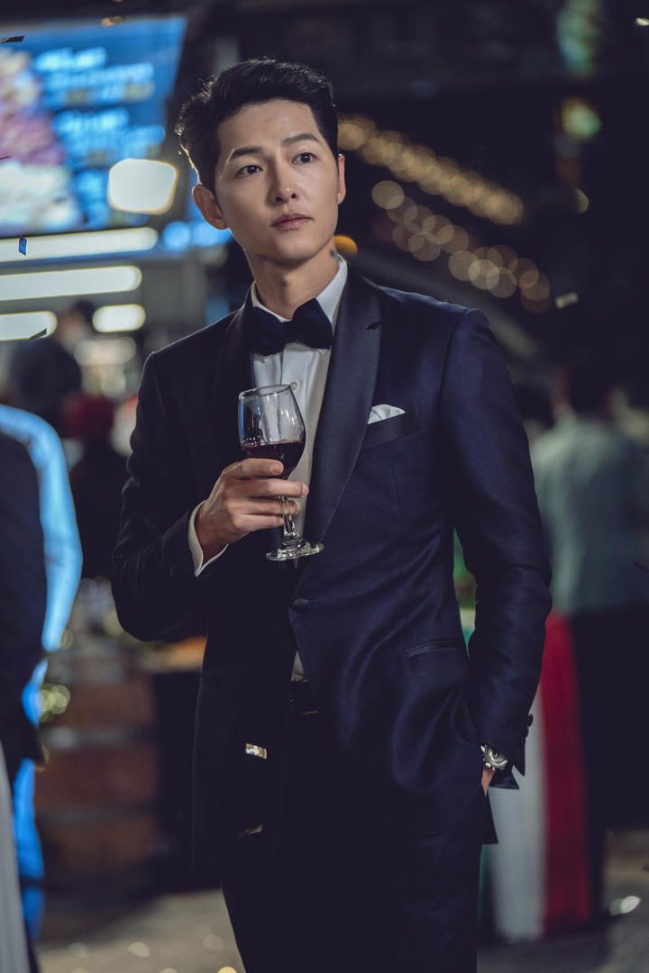 Vincenzo Review Song Joong Ki Takes A Backseat In A Very Lukewarm Series Nestia