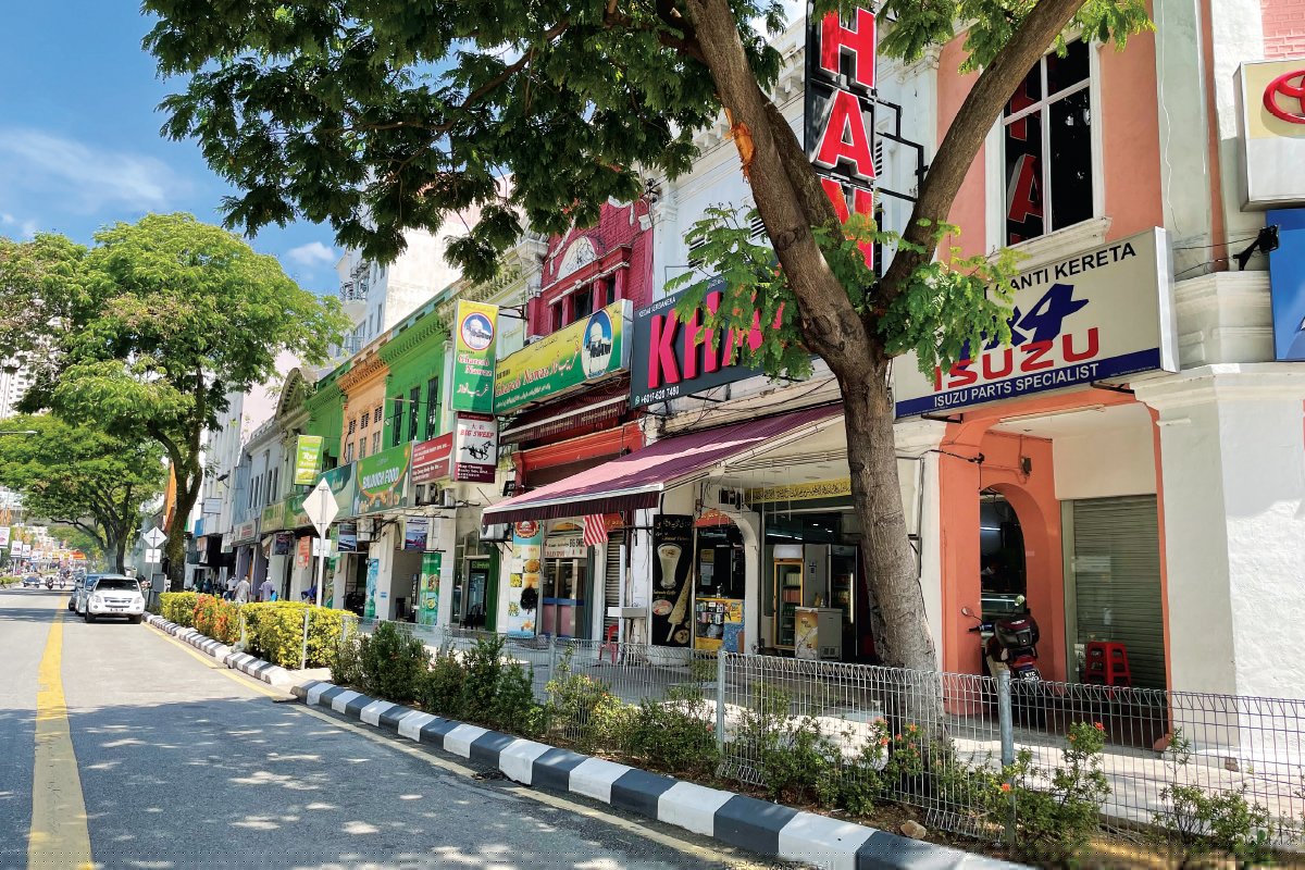 Streetscapes: Busy Jalan Sultan Azlan Shah in need of 