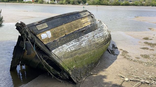 Mystery boat graveyards swell as hundreds of abandoned vessels dumped ...