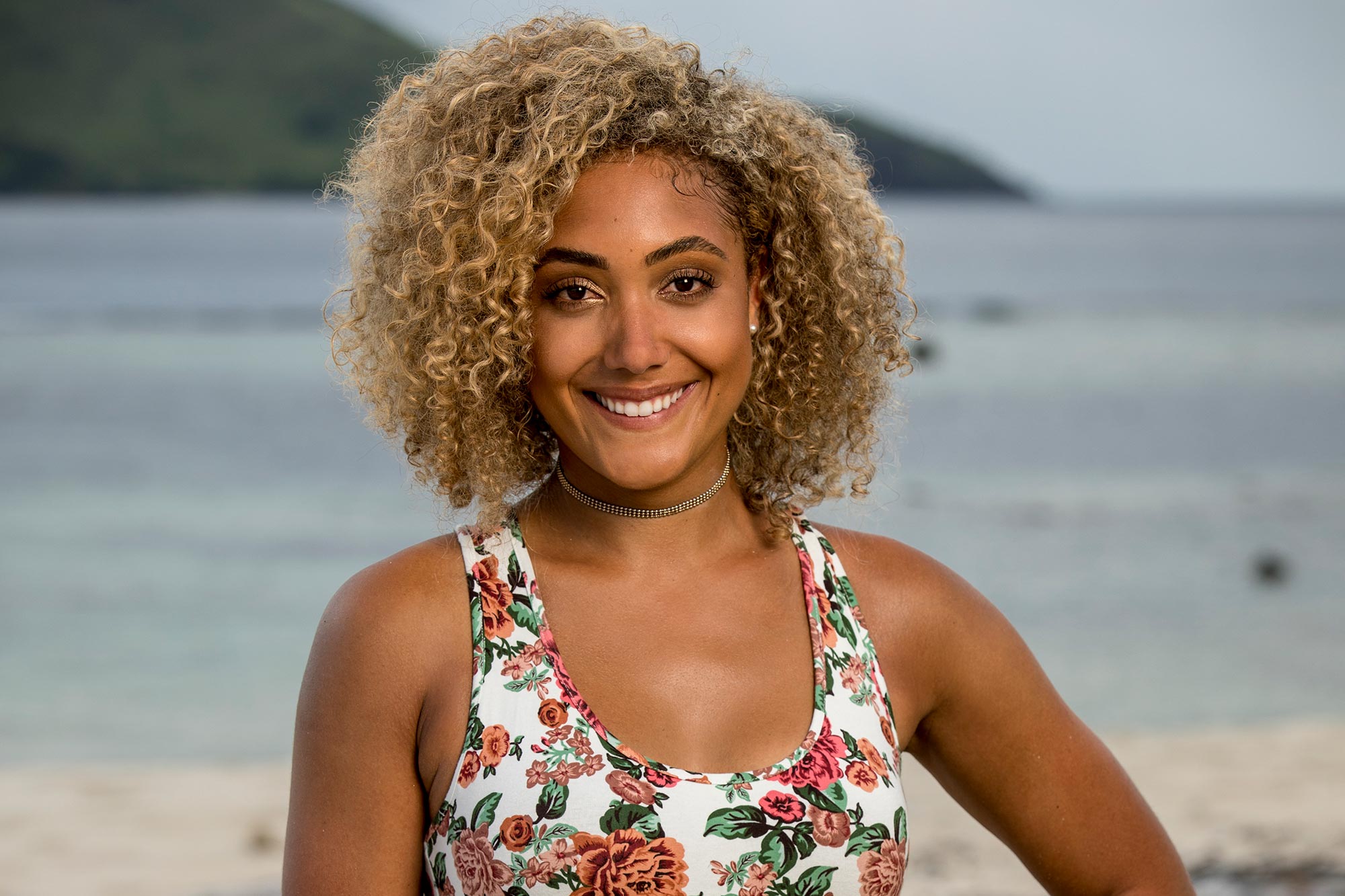 Survivor Quarantine Questionnaire Ali Elliott Begged Not To Play With Patrick Bolton Nestia