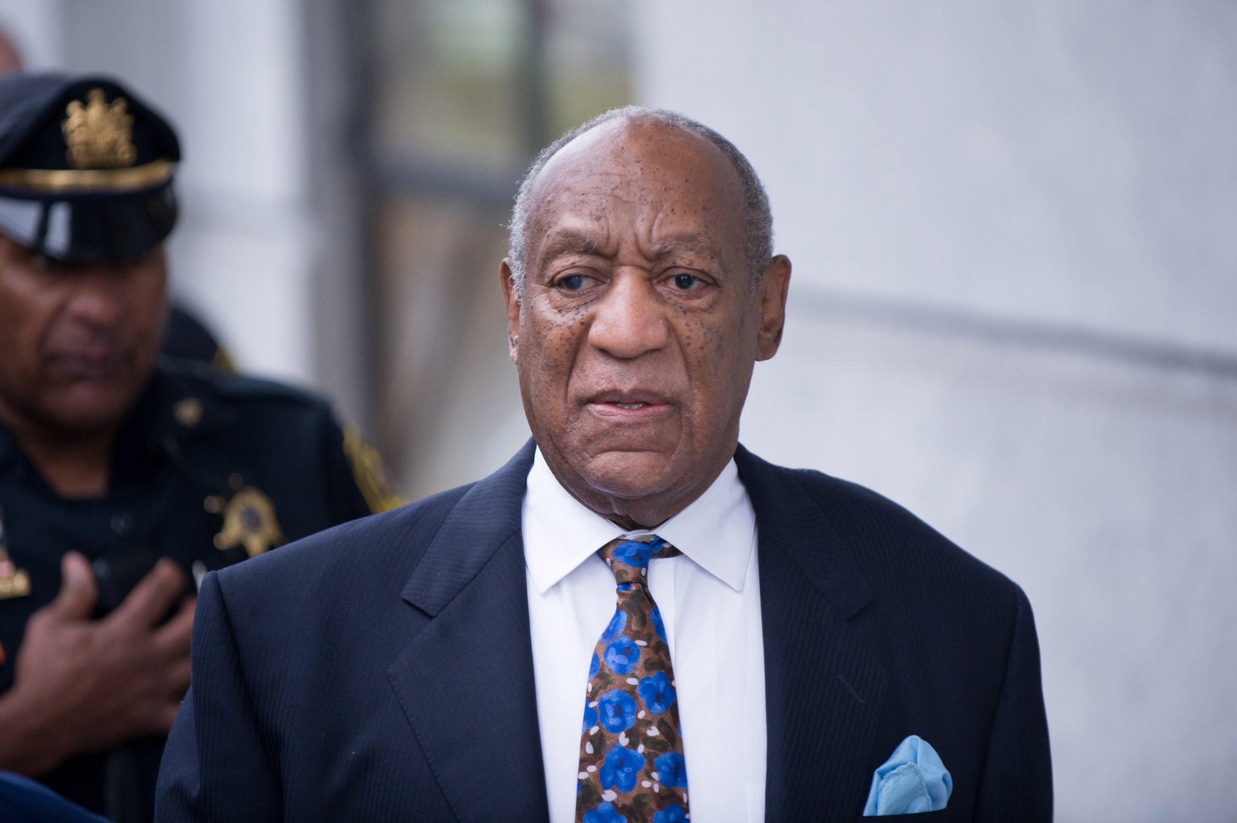 Bill Cosby To Plead The Fifth In Civil Lawsuit Alleging He Assaulted Teen At Playboy Mansion In 4326