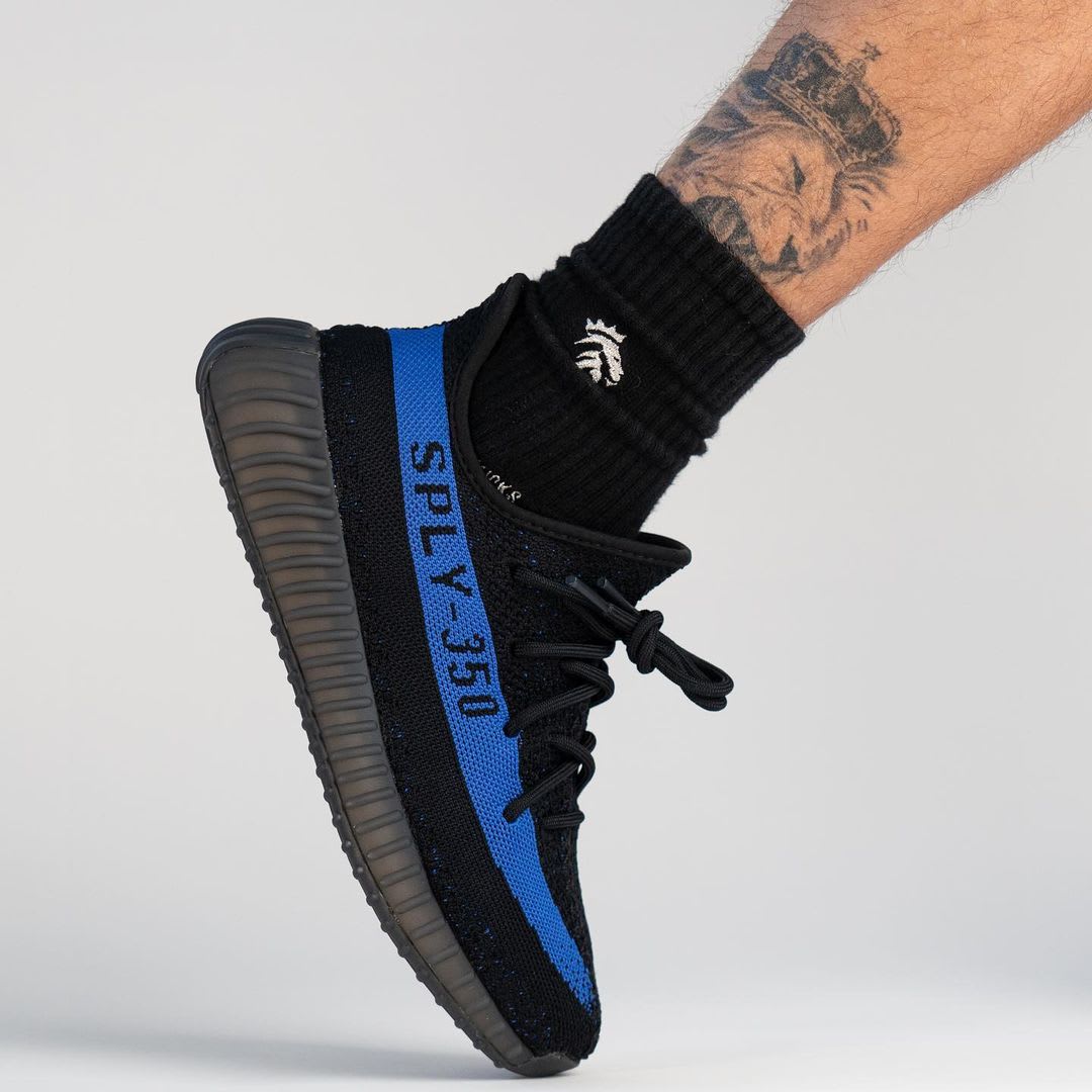 yeezy 350 dazzling blue on feet