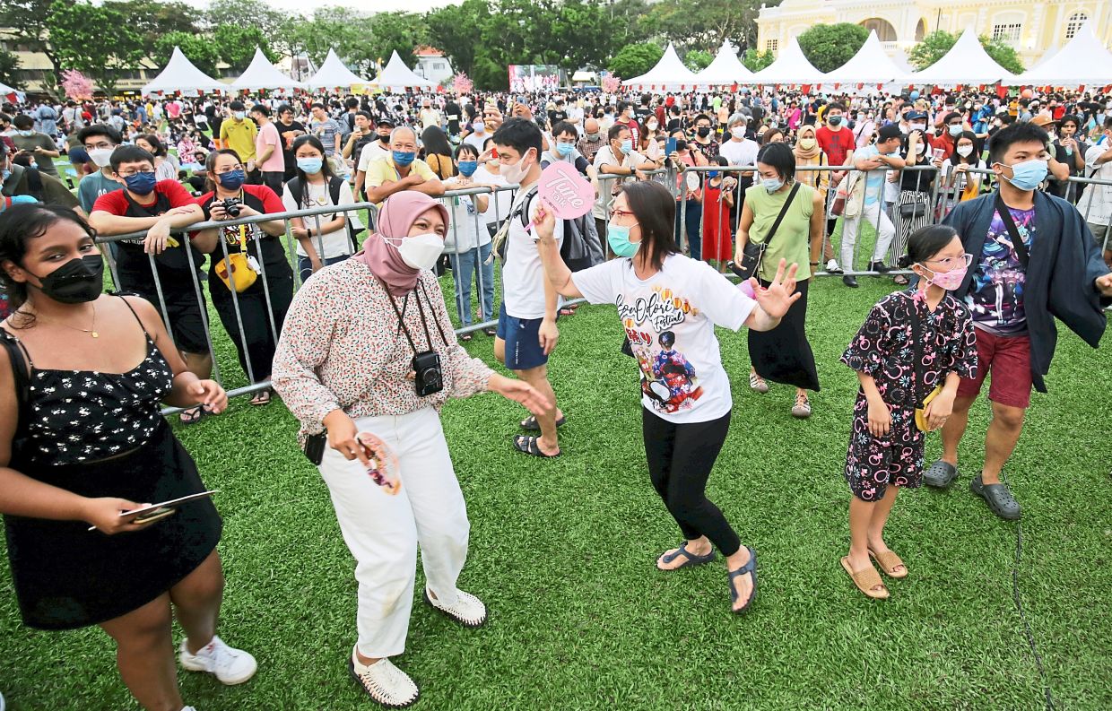 Getting a taste of Japanese culture at Bon Odori in Penang Nestia