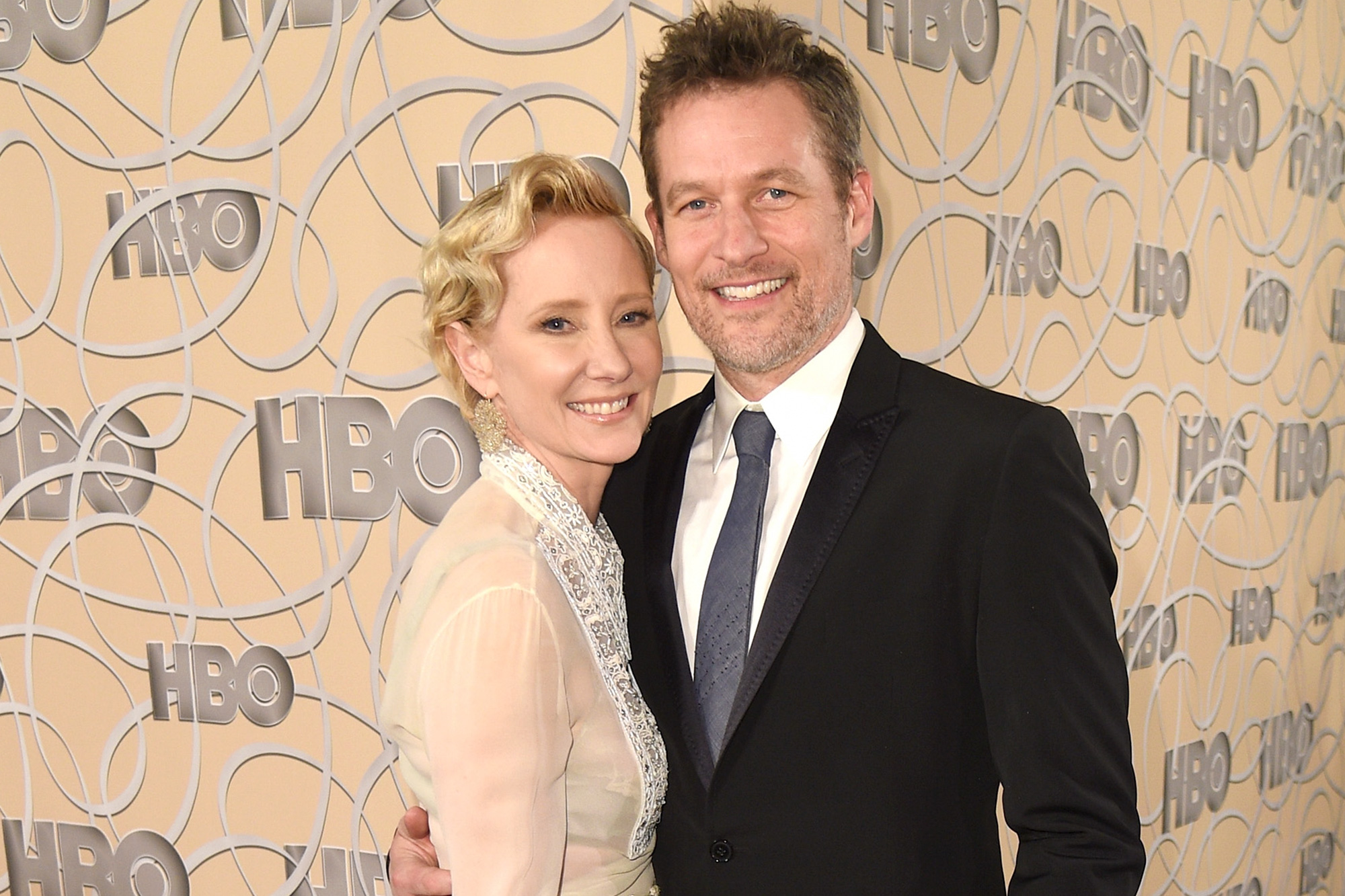 James Tupper scolded by judge in court amid estate battle with Anne ...