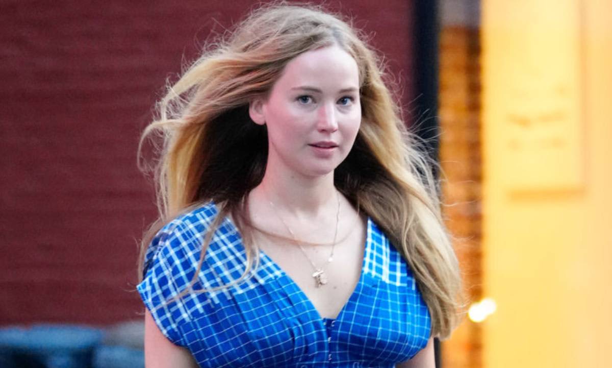 Jennifer Lawrence Reveals She Suffered Two Miscarriages Before Giving Birth To Her Son Nestia