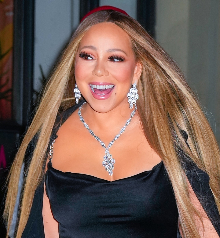 Mariah Carey Handled Her Wardrobe Malfunction Like A Total Pro During Live Performance Nestia 