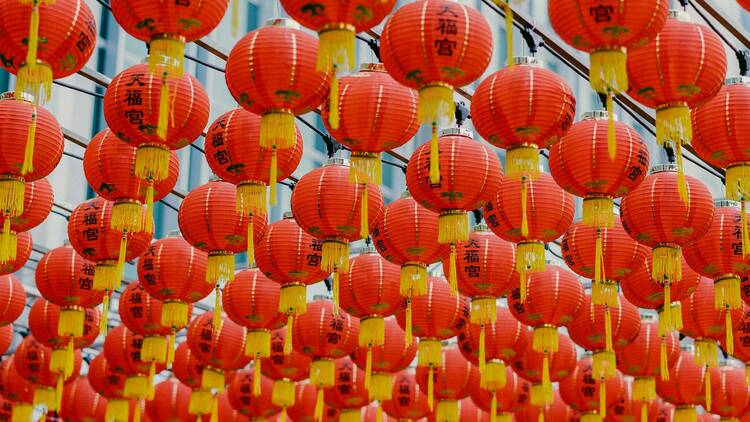 where-to-get-chinese-new-year-decorations-in-singapore-nestia