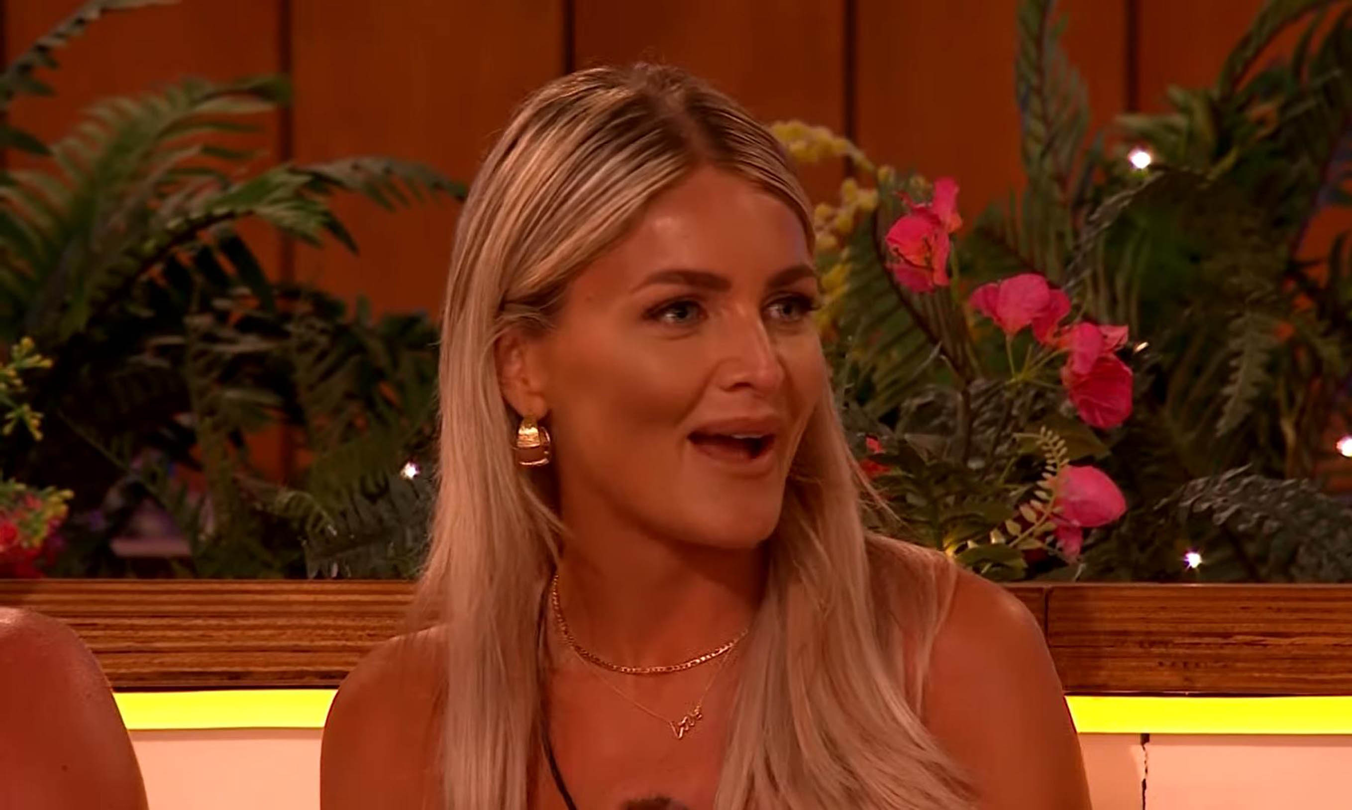 Love Island Bombshell Claudia Fogarty Reveals Advice From Famous Dad Carl Fogarty After Casey O 