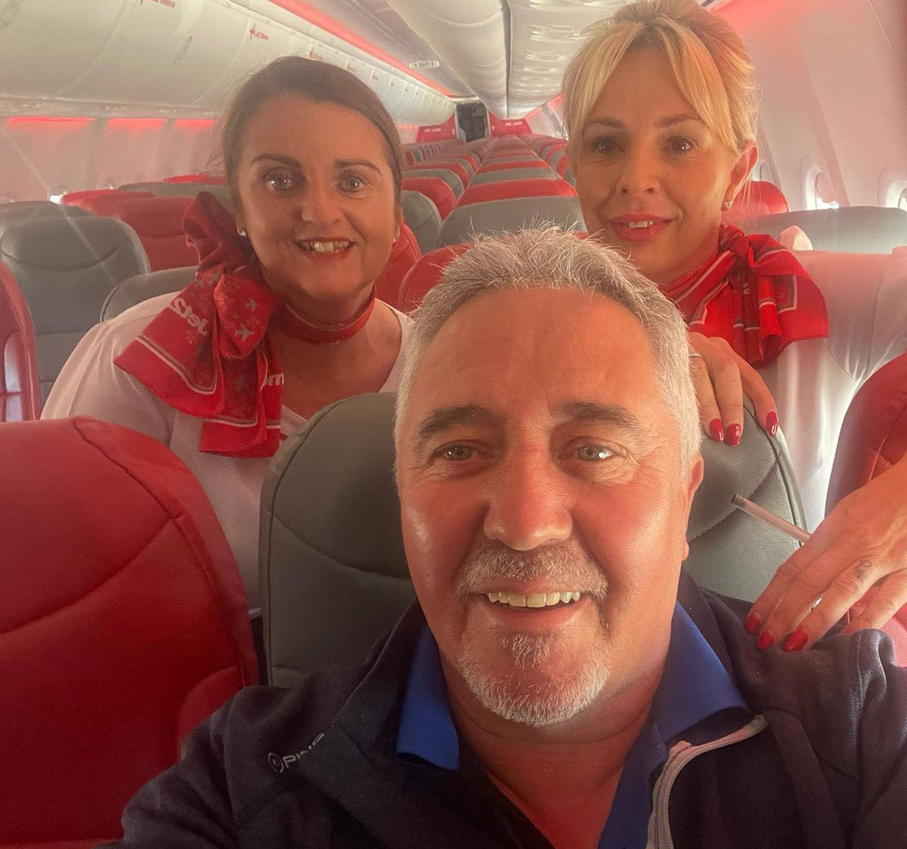 bloke-discovers-he-s-only-person-on-jet2-flight-so-treats-it-like-his