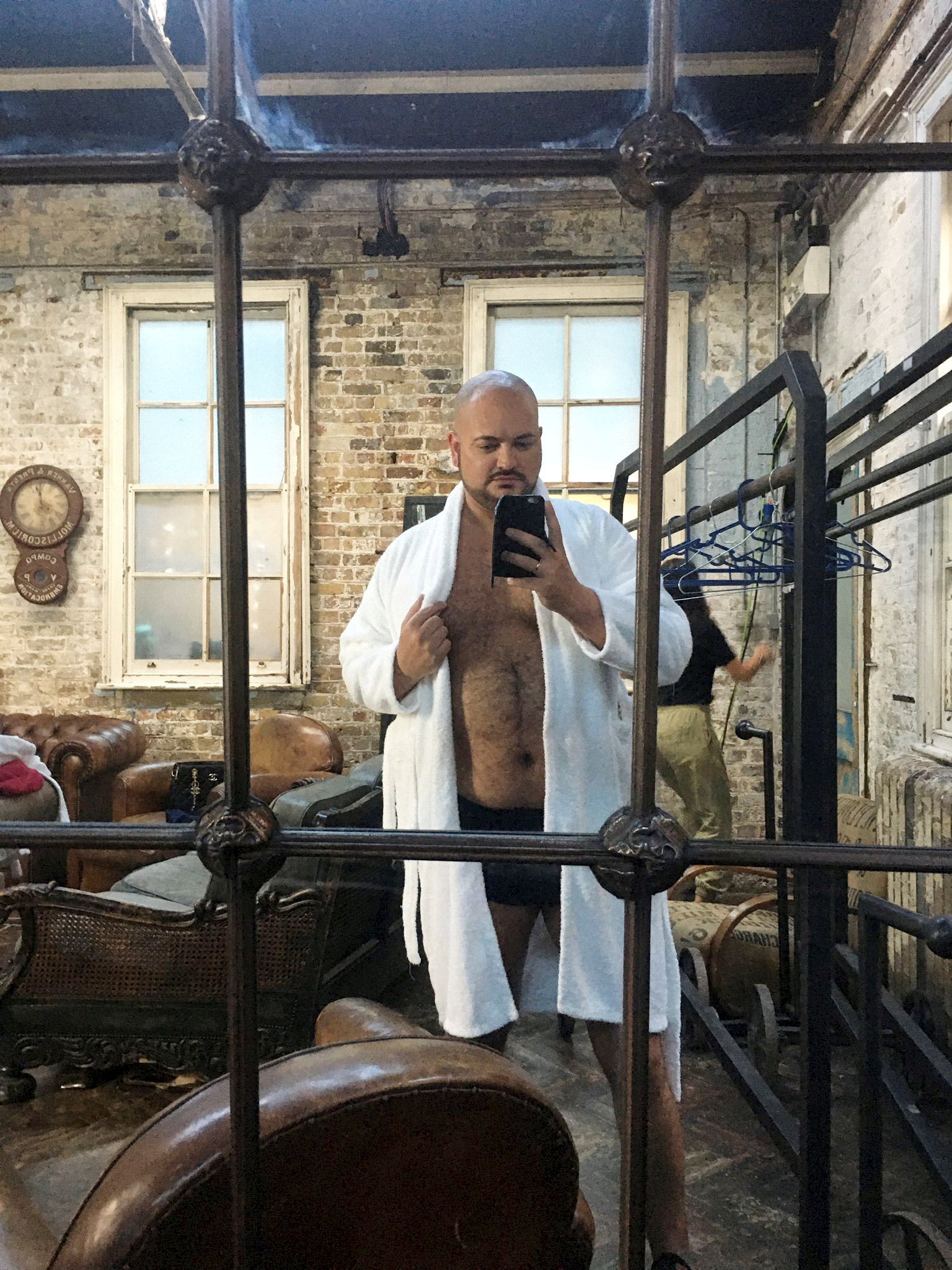 World Reacts: The Controversial Zolezzi Nude Photos!