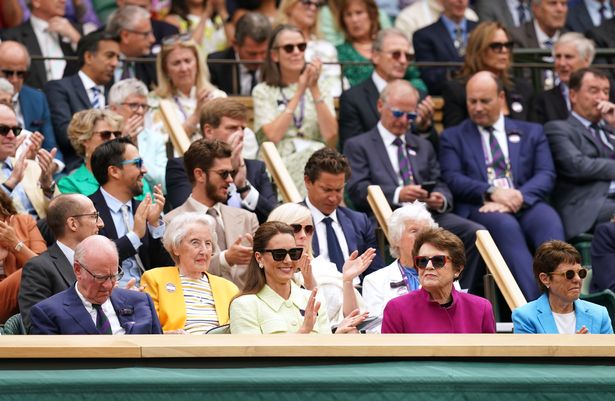 Windswept Kate Middleton Wows Wimbledon Crowds As She Watches Womens